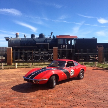 1970 Opel GT with a train!